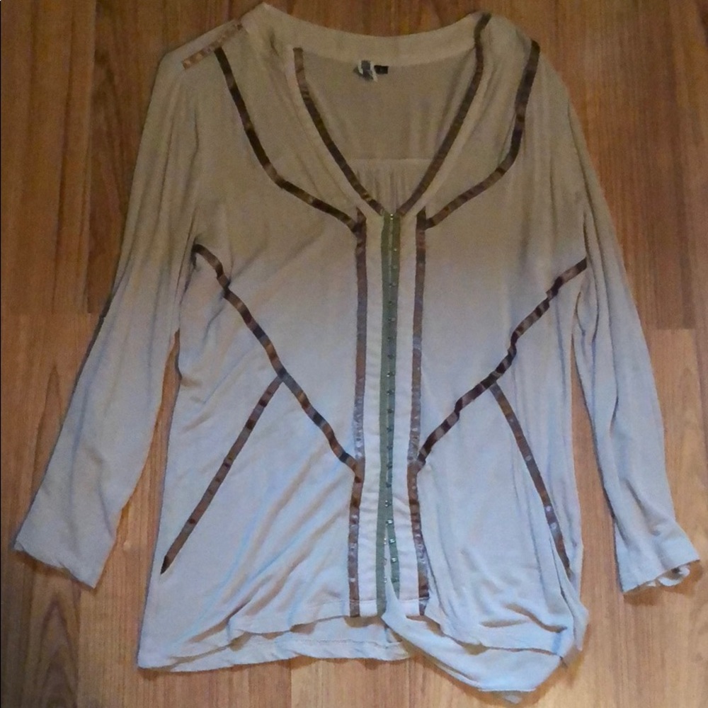BKE shirt size L